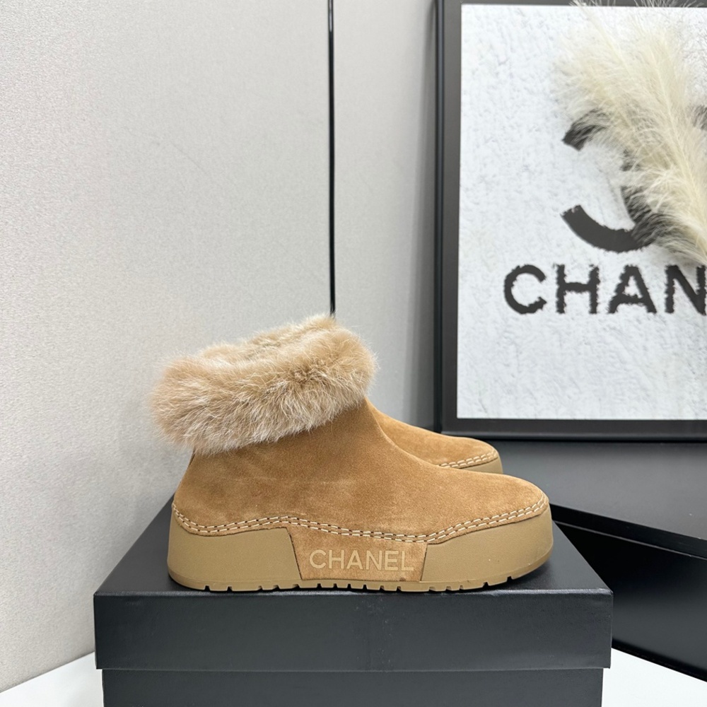 CHANEL Fur Trim Snow Boots Logo Rubber Sole Ankle Boots